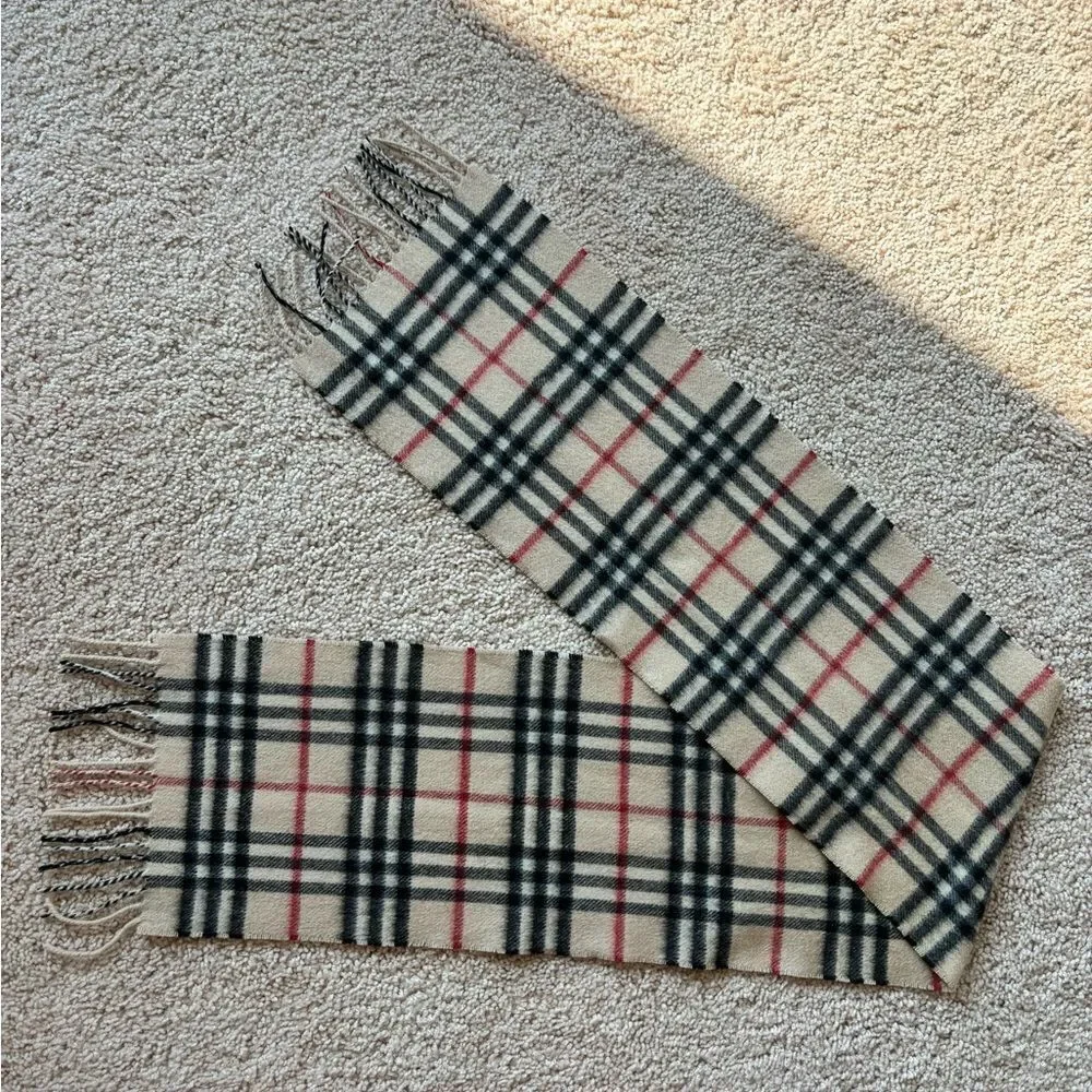 EUC Burberry Children’s Check Cashmere Scarf